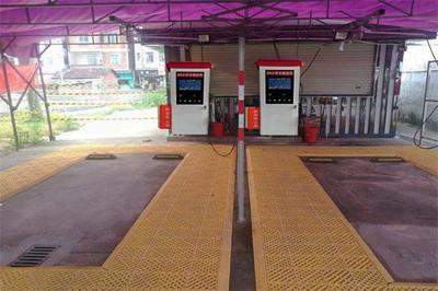 閃靚自助洗車機(jī) 引領(lǐng)便捷洗車新潮流